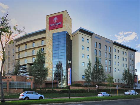 Hotels near Fourways Mall, Johannesburg .